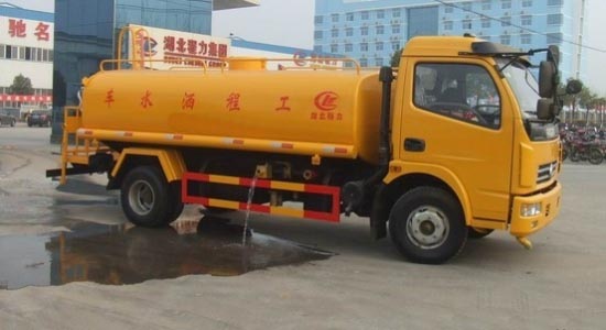 東風多利卡<a href=http://www.wuxinglock.com/ssc target=_blank class=infotextkey>灑水車</a>